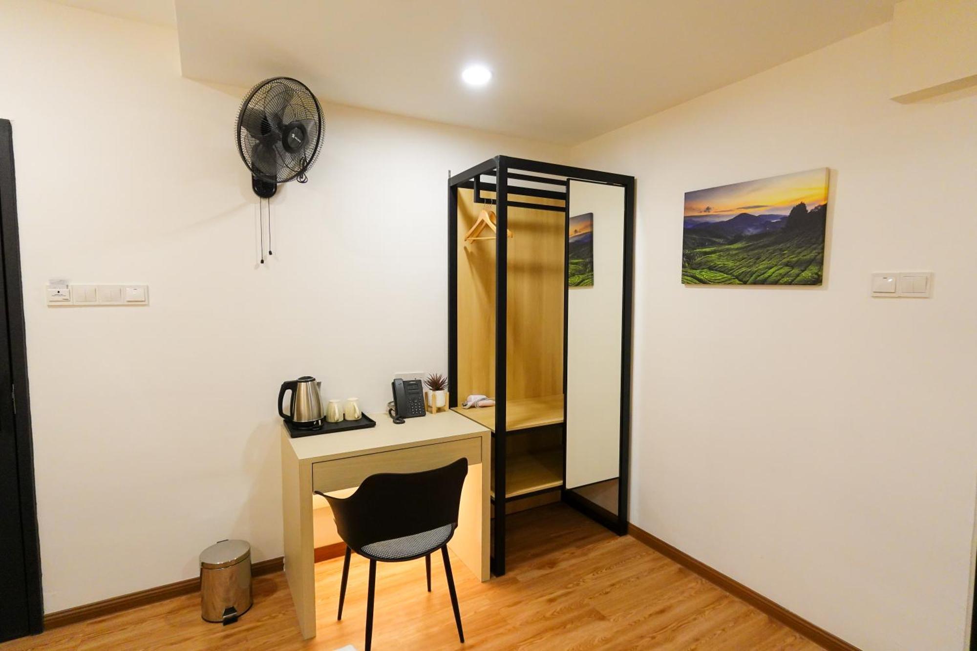 Merits Hotel